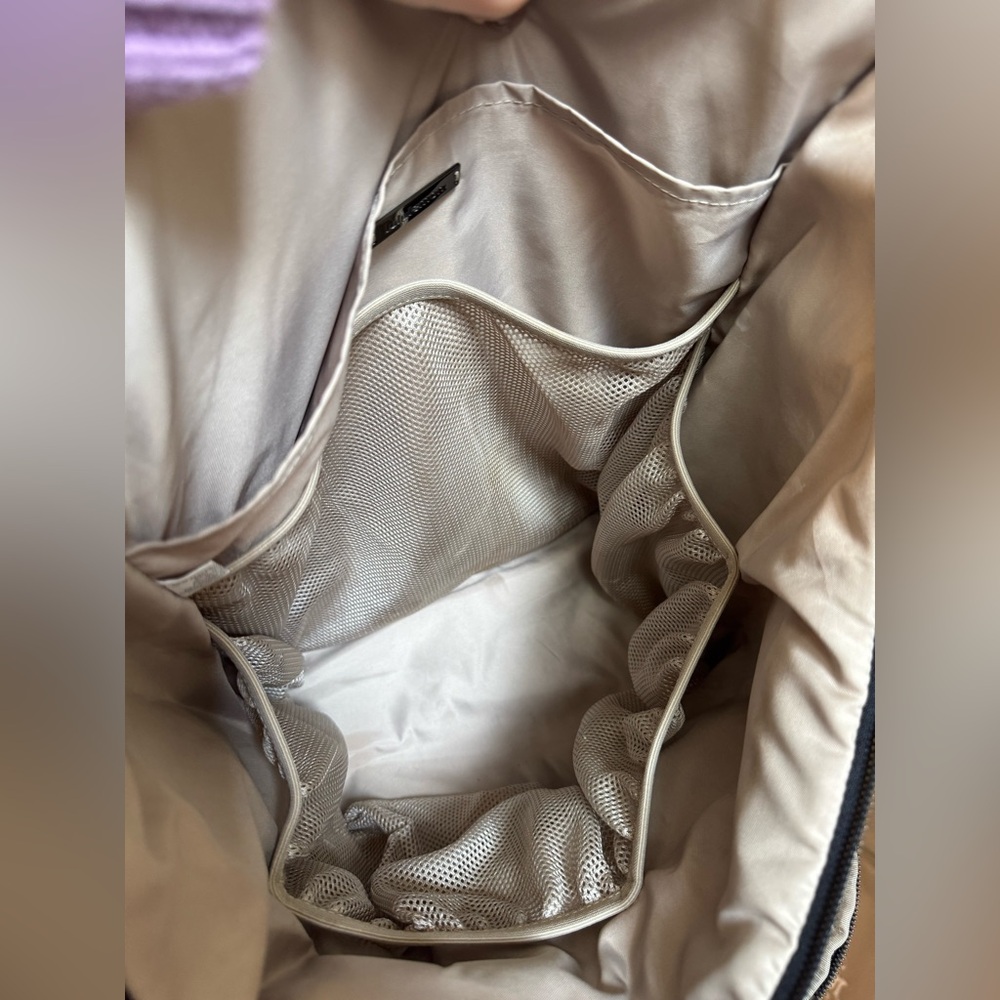 Lululemon Black Diaperbag - Picture 6 of 9